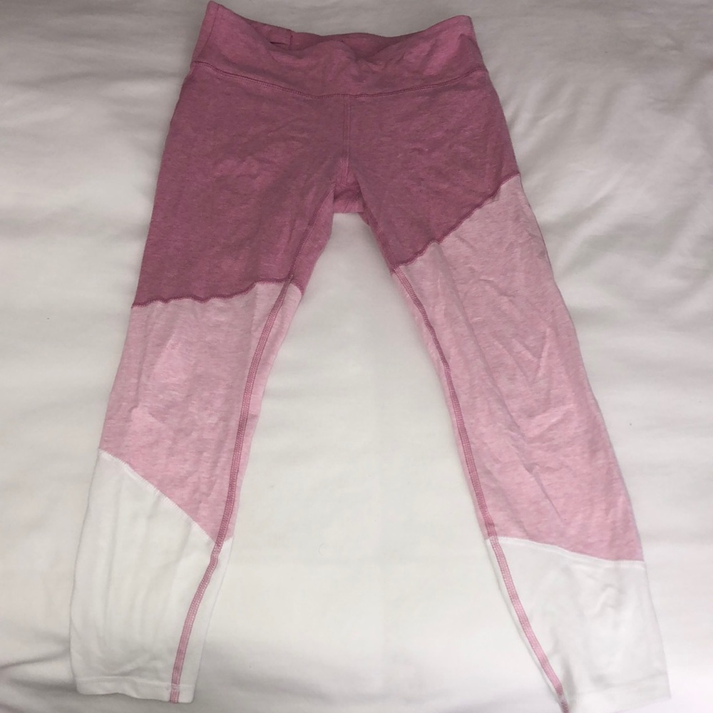GapFit Pink colorblock leggings